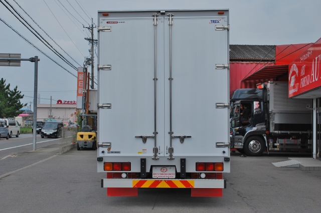 ★【564】登録済未使用車　三菱ふそうスーパーグレート　低床アルミウイング