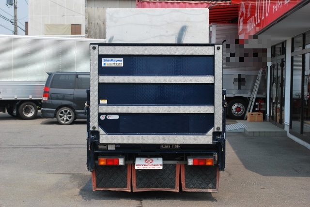 【413】三菱キャンターガッツ　Ｗキャブ　平ボデー　垂直ゲート