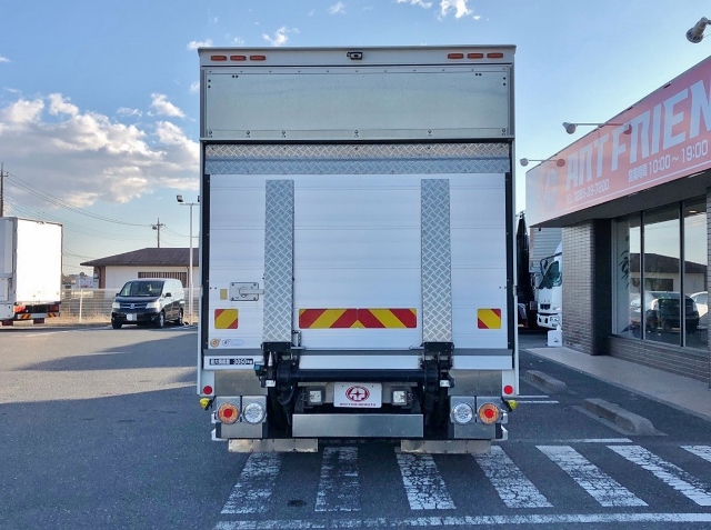 【317】いすゞ　エルフ　アルミウイング　跳ね上げゲート　カスタム多数