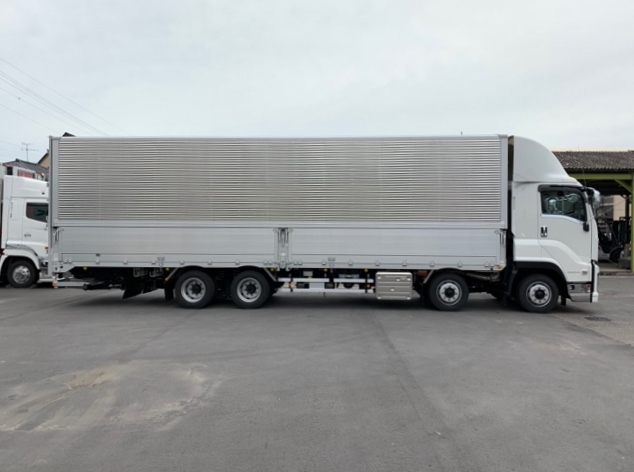 いすゞ　ギガ　低床　アルミウイング　格納ゲート　リアエアサス　委託販売