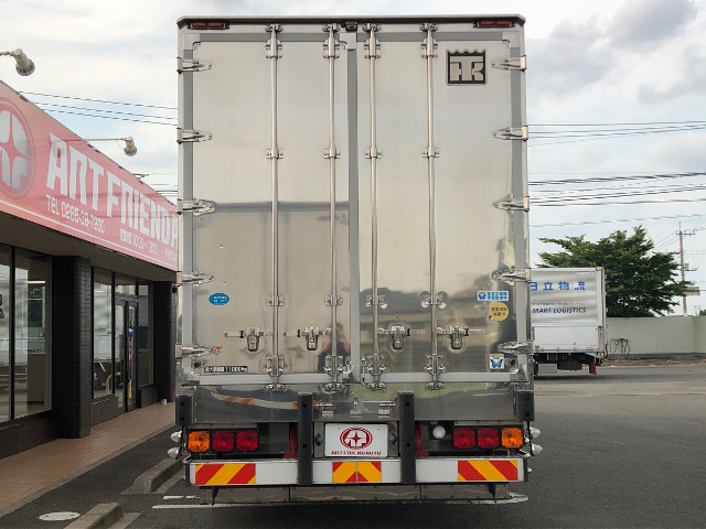 【425】UDトラックス　クオン　低床　冷凍ウイング　ハイルーフ　リアエアサス