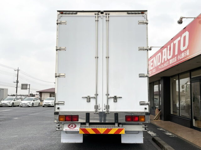 日野：17プロフィア：アルミウィング：ハイルーフ：7MT：リア門口ステンレス：アルミホイール：フロントバイザー ステンレス多数