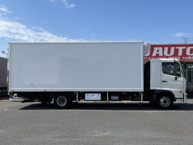 日野:17レンジャー:6200ワイド:冷凍バン:格納ゲート付:エアサス:ジョロ4キーストン