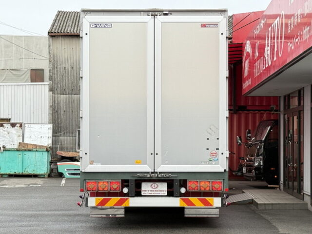 17スーパーグレート：ハイルーフ：ウィング：プレミアムラインエグゼクティブ：寝台メッキ