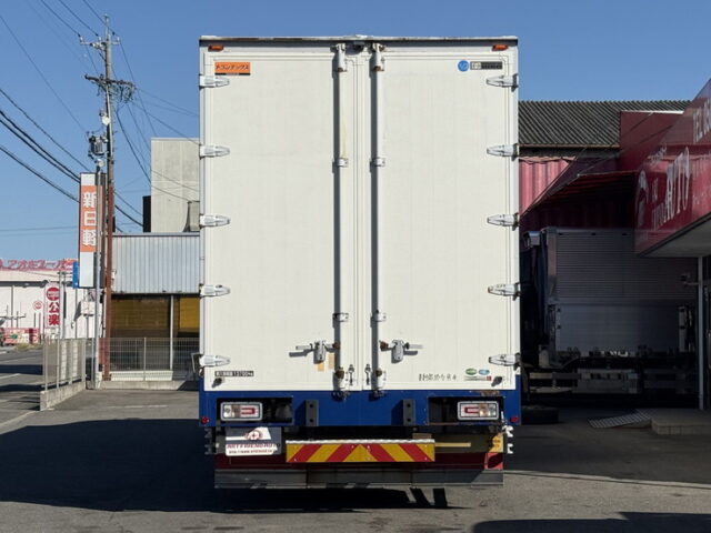 日野：17プロフィア：ハイルーフ：ウィング：メッキ多数：アルミホイール：プロシフト