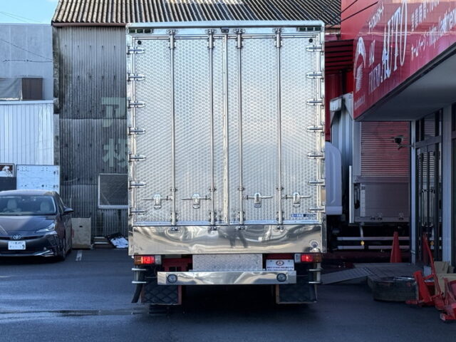 日野：レンジャープロ：ウィング：ボディ枠ステンレス：90アオリ：240馬力：エアサス