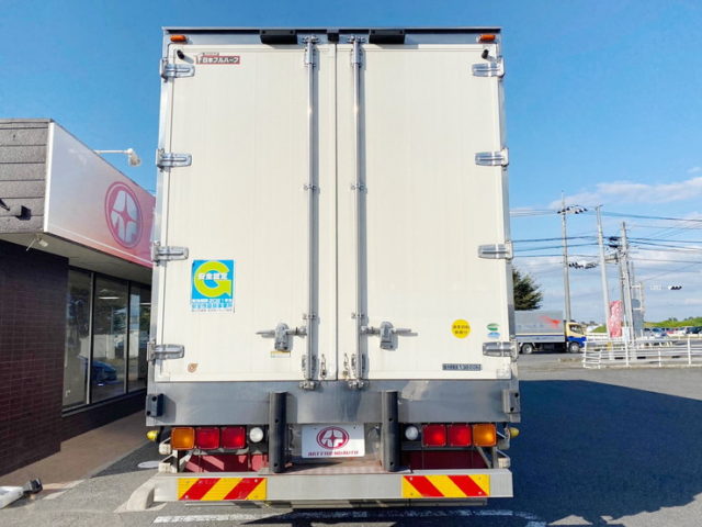 【697】H26　ギガ　冷凍ウィング　7速　木床