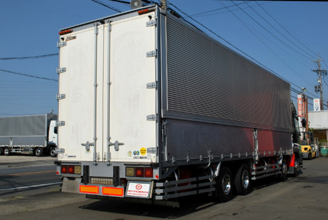 【206】UDトラックス　クオン　低床　アルミウイング　ハイルーフ