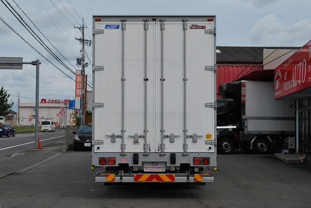 【275】UDトラックスクオン　低床　アルミウイング　格納ゲート　ハイルーフ　リヤエアサス