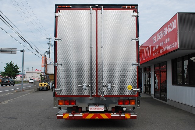 【248】ＵＤトラックスクオン　低床　アルミウイング　ハイルーフ　格納ゲート