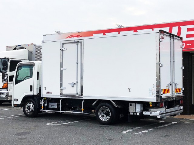 【197】いすゞ　エルフ　冷凍バン　格納ゲート　ワイドロング