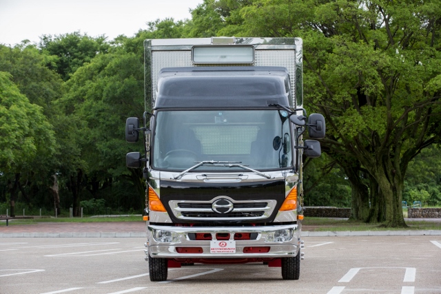 Ｈ２７　日野　レンジャープロ　アルミウィング　セミワイド　ハイルーフ　リーフサス　新車