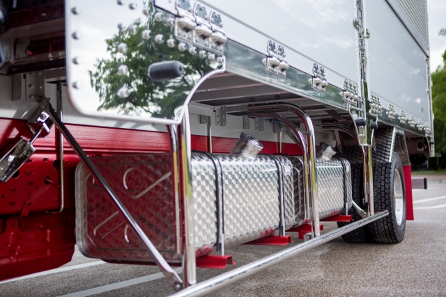 Ｈ２７　日野　レンジャープロ　アルミウィング　セミワイド　ハイルーフ　リーフサス　新車