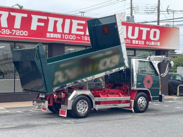 H4 エルフ　ダンプ　５MT