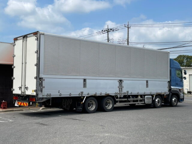 日野　プロフィア　ハイルーフ　ウィング　リア門口ステンレス　7速　E13Cエンジン