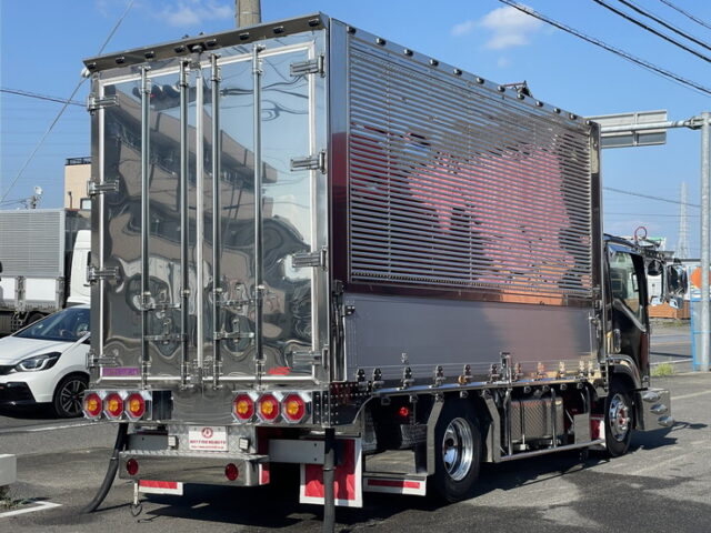 いすゞ　エルフ　ウィング　架装多数　波板ステンレス　造りボディ　ワイド