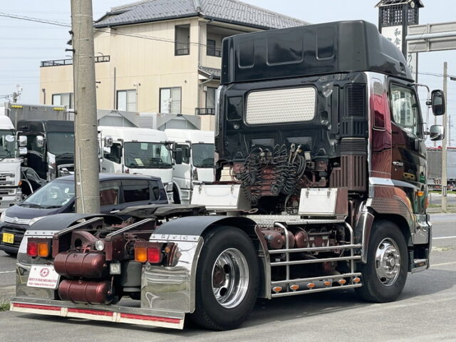 日野　プロフィア　ハイルーフ　トレーラーヘッド　架装多数　第5輪荷重8.900㎏　メッキホイール