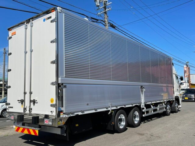 【957】R3　17プロフィア　ハイルーフ　ウィング　門口ステンレス　未使用車　