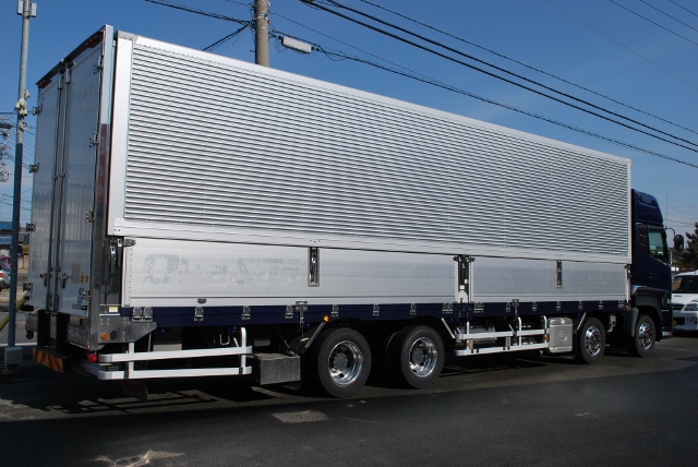 【192】ＵＤトラックス　クオン　低床　アルミウイング　ハイルーフ