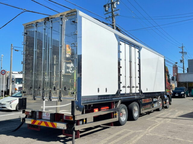 【972】H28　クオン　ハイルーフ　冷凍バン　両サイド観音　ジョロ4キーストン　サブエンジン　410馬力