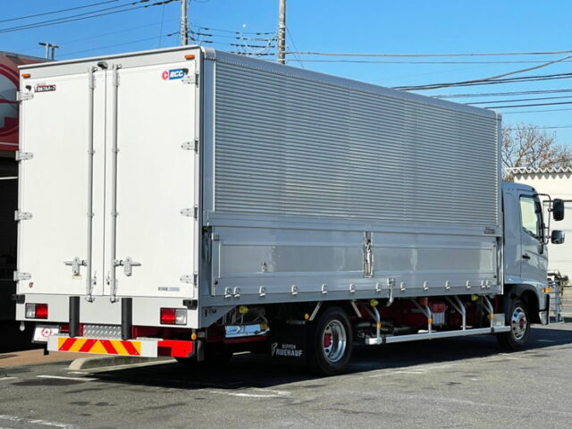 【906】R3　17レンジャー　6200ワイド　冷凍ウィング　エアサス　床シマイタ　240馬力　登録済未使用車