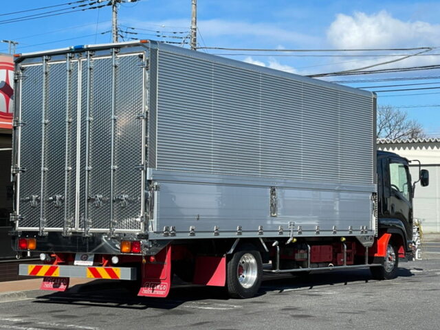 【1083】H30　いすゞ　フォワード　リア門口ステンレス　冷凍ウィング　6200ワイド　240馬力