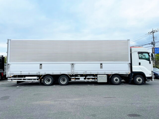 【1142】R1　ギガ　ハイルーフ　ウィング　7速MT　380馬力　木床　低走行