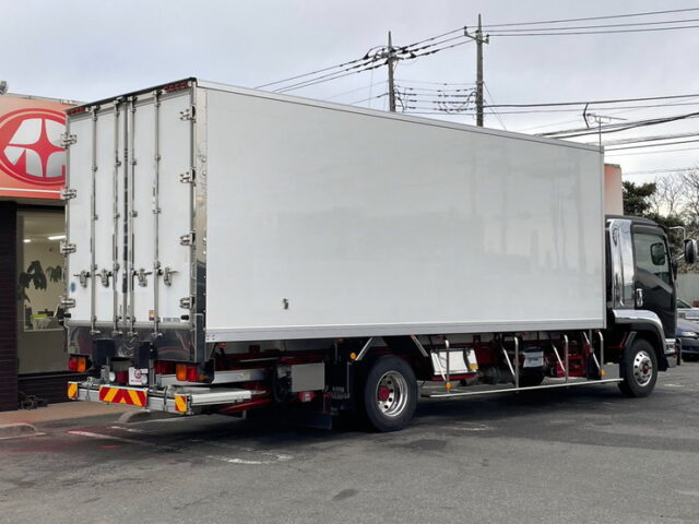 【1395】H29 フォワード　冷凍バン　格納PG
