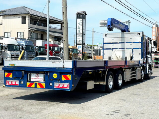 【1495】R2　ギガ　ハイジャッキセルフ　4段クレーン　ウィンチ付　TADANO　歩みハンガー歩み付