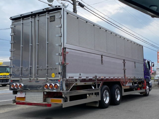 【687】H17　ギガ　冷凍ウィング　造りボディ110アオリ