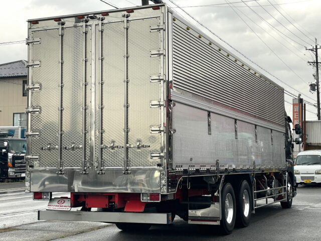 日野　17プロフィア　ハイルーフ　ウィング　造りボデー　1M10アオリ　内装生地張り