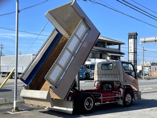 日野　デュトロ　標準幅　10尺　ダンプ　架装多数　5速MT　