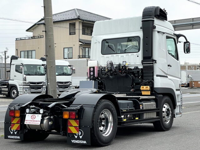 17スーパーグレート　トレーラーヘッド　スライドカプラー　未使用　E尺　460馬力　プレミアムライン