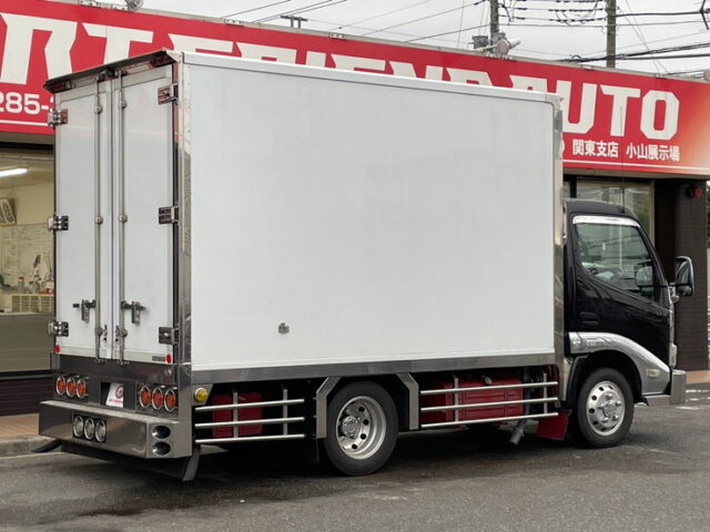 日野　デュトロ　冷凍バン　横扉　オバＱバンパー　ステンレス多数　キーストン