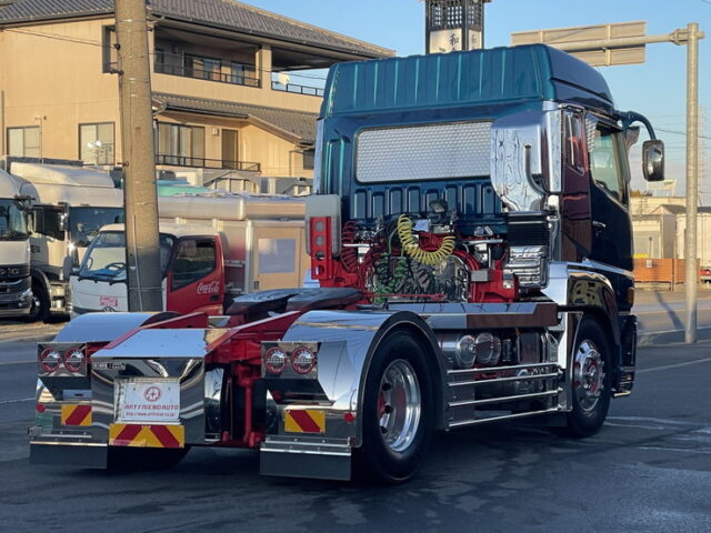 スーパーグレート　ハイルーフ　トレーラーヘッド　架装多数　ブタ鼻　7速MT