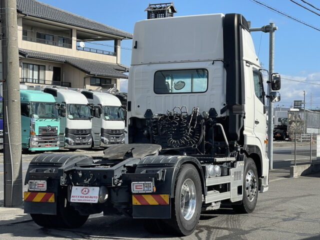 日野：17プロフィア：ハイルーフ：トレーラーヘッド：アルミホイール：ブタ鼻