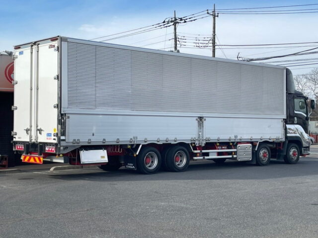 いすゞ　ギガ　ハイルーフ　アルミウィング　380馬力　リア門口ステンレス　