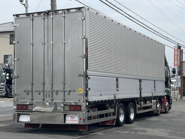 日野：プロフィア：ハイルーフ：ウィング：メッキ多数：ステンレス多数　