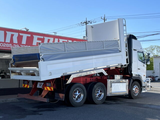 日野：17プロフィア：ダンプ：ハイルーフ：Ｌゲート：アルミホイール：メッキ多数
