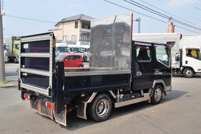 【413】三菱キャンターガッツ　Ｗキャブ　平ボデー　垂直ゲート