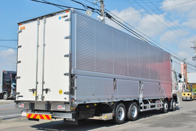 【392】日野プロフィア　未使用車　低床　アルミウイング　ハイルーフ　リアエアサス