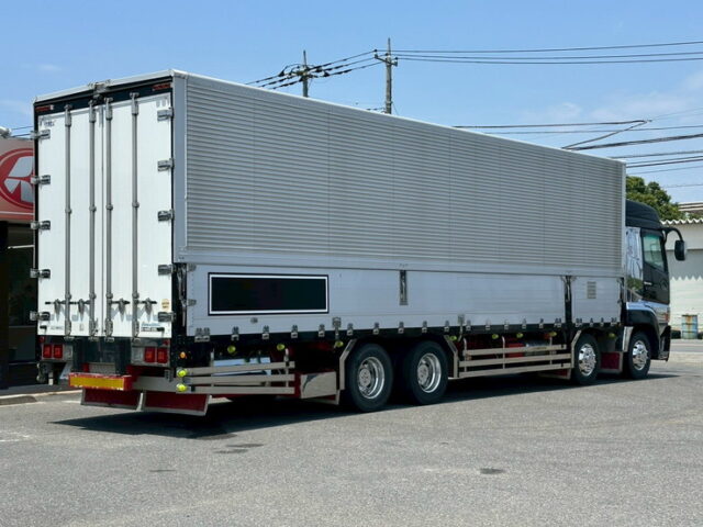 スーパーグレート：ハイルーフ：ウィング：架装多数：木床：380馬力