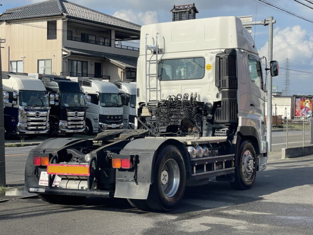 日野：プロフィア：ハイルーフ：トレーラーヘッド：メッキ多数：アルミホイール