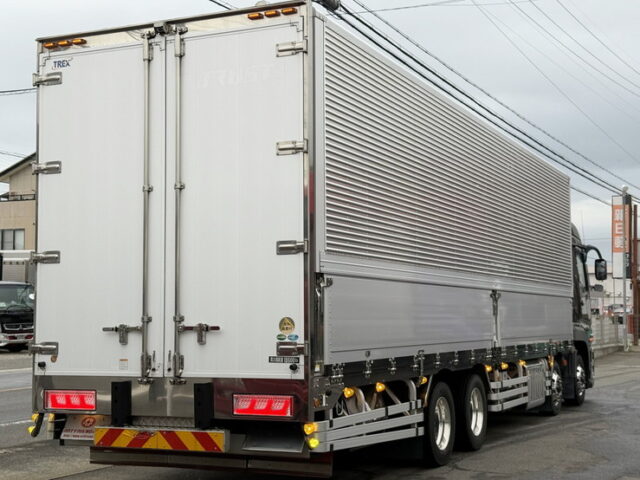 17スーパーグレート：ハイルーフ：メッキ多数：アルミホイール：リア門口ステンレス