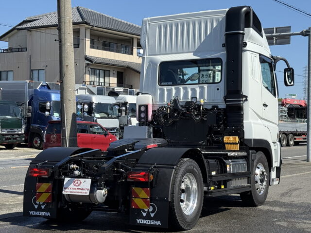 現行スーパーグレート：スーパーハイルーフ：トレーラーヘッド：未使用：プレミアムライン