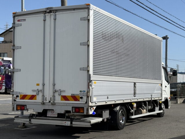 ファイター:ウィング:6200ワイド:後輪エアサス:格納ゲート:240馬力