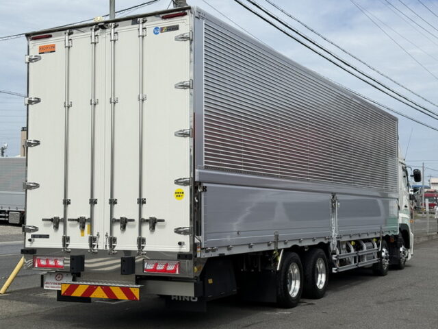 日野：17プロフィア：ハイルーフ：ウィング：未使用：アルミホイール：リア門口ステンレス