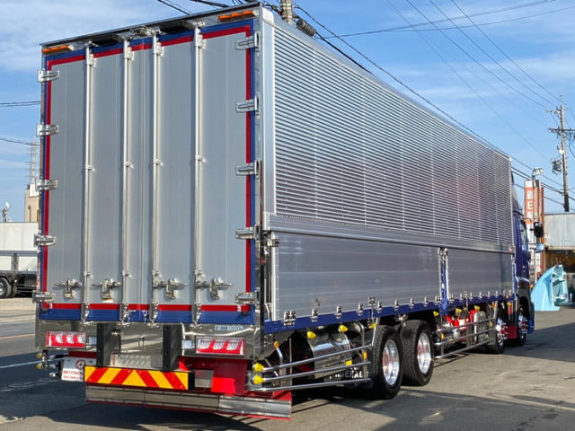 【751】日野　17プロフィア　ウィング　ステンレス多数　未使用