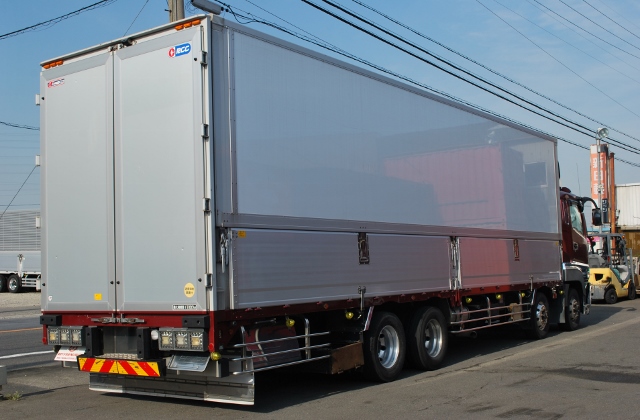 【386】　三菱ふそう　スーパーグレート　低床　冷凍ウイング　リアエアサス