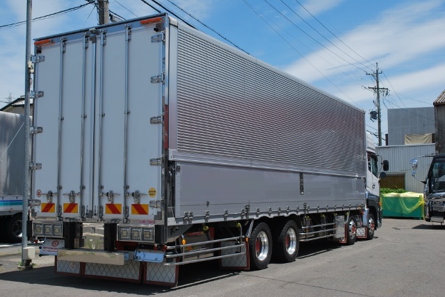 【407】クオン　低床　アルミウイング　ハイルーフ　リアエアサス